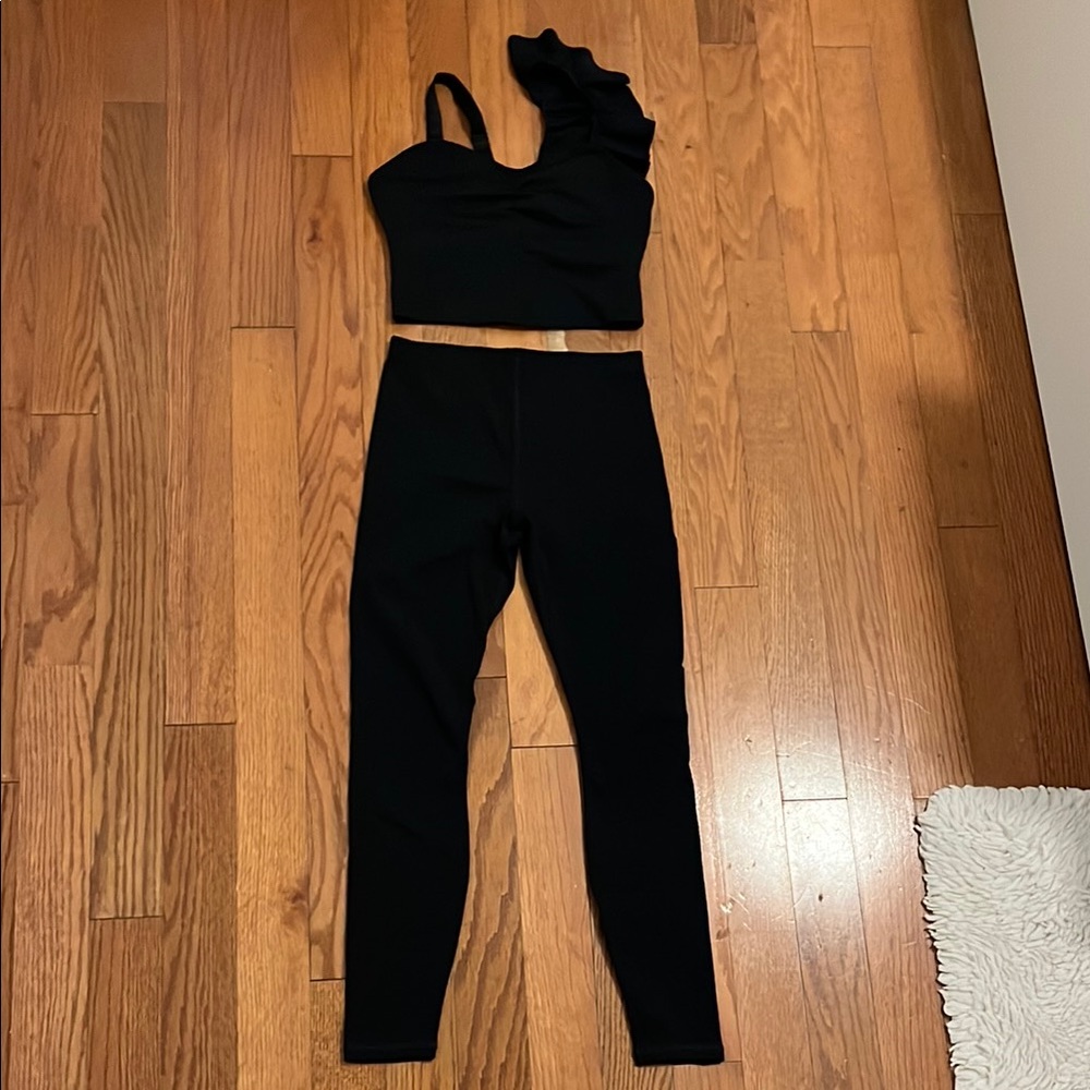 Fabletics Black Women's Two-Piece Leggings Set